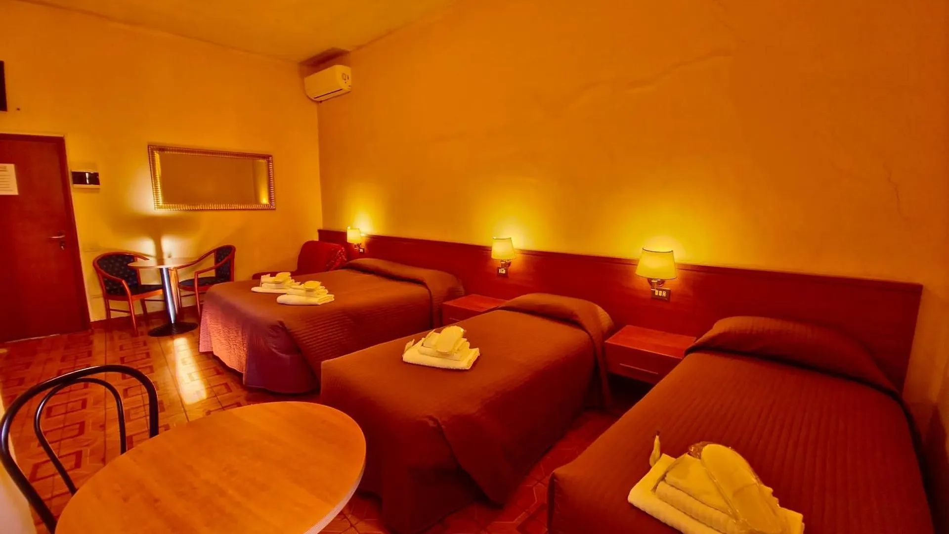 Hotel Azzurra 로마