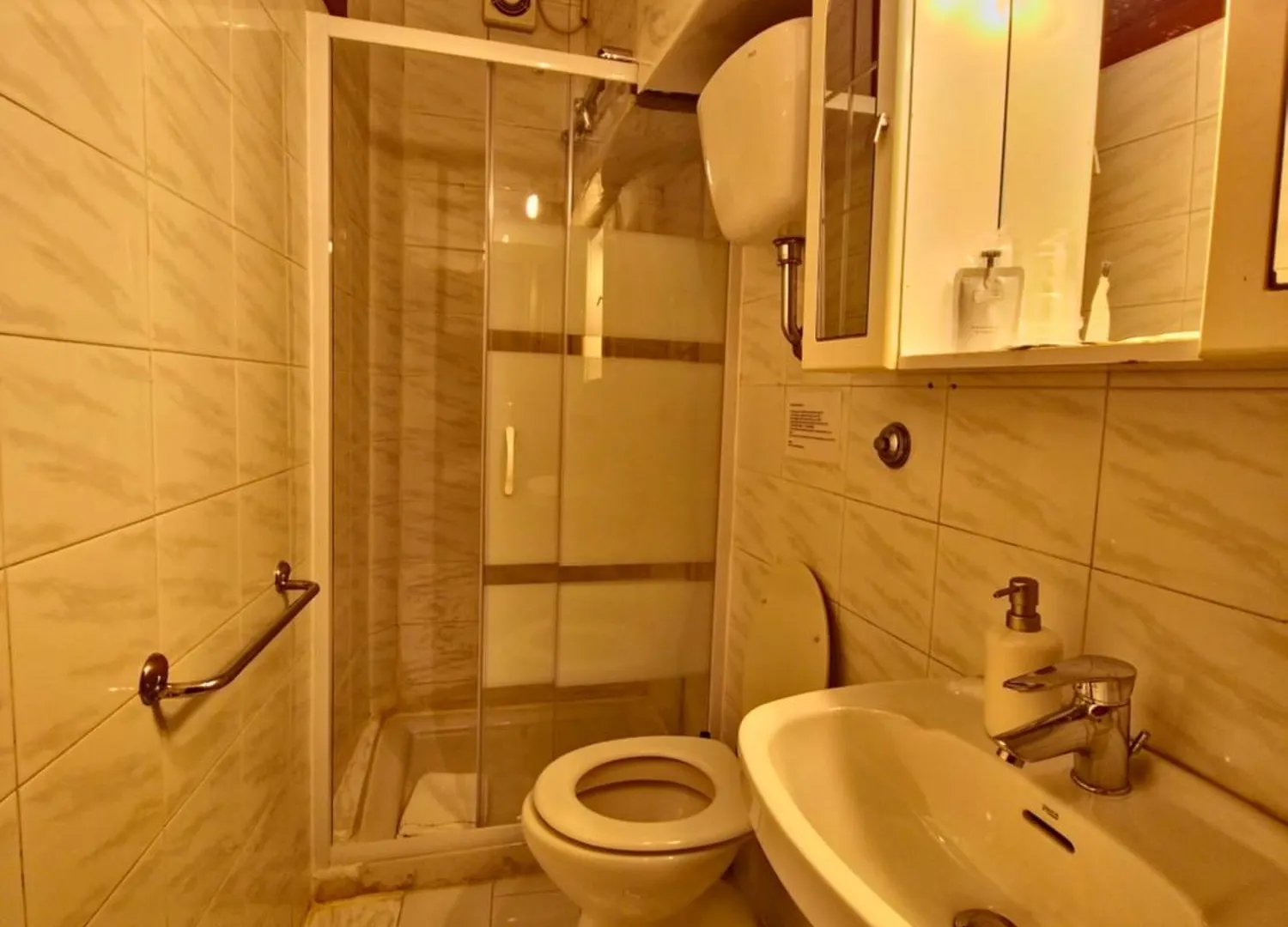 Hotel Azzurra 로마