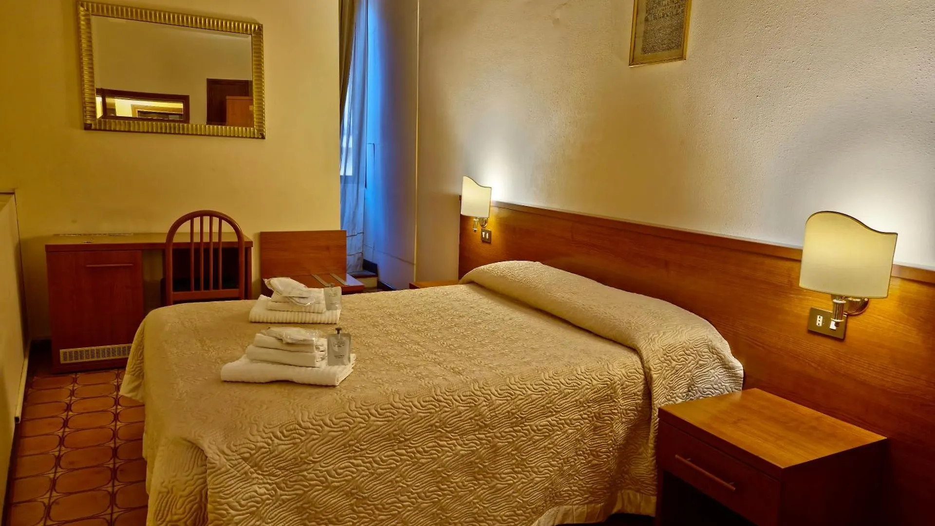 Hotel Azzurra 로마